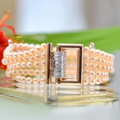 Bracelet perles de cultures rosées diamants et or rose