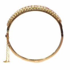 Bracelet, perles naturelles et rubis