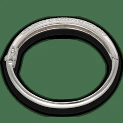 Bracelet rigide ouvrant en or blanc serti de 5,0 Cts de diamants