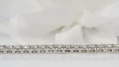 Bracelet rivière en or blanc et diamants 6cts