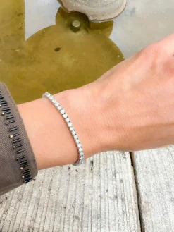 Bracelet Rivière en Or gris orné de diamant