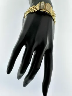 Bracelet Rétro en or jaune avec diamants et saphirs