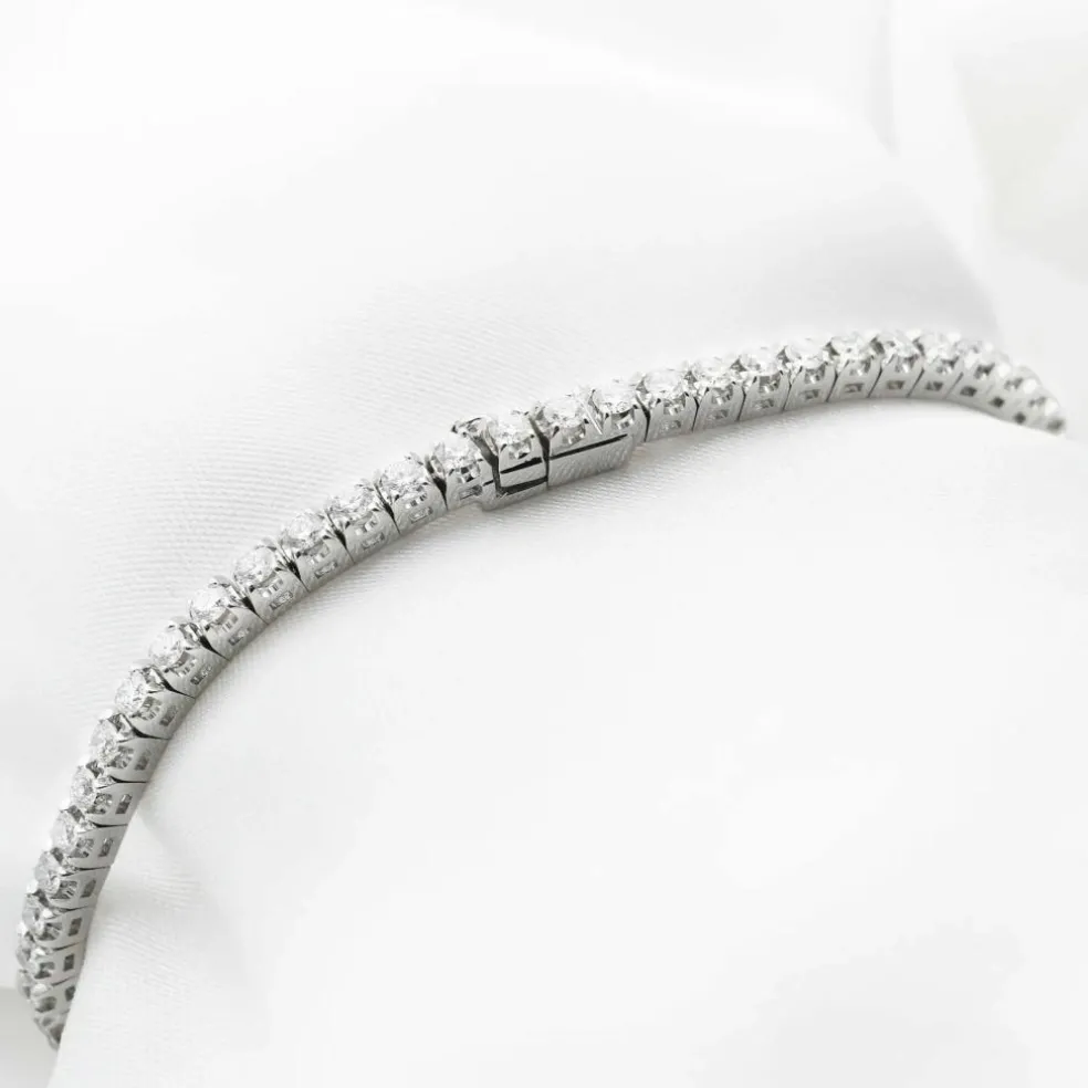 Bracelet tennis en or blanc 2,96 ct