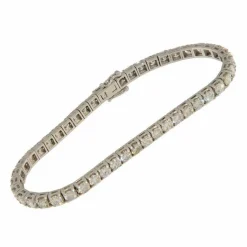Bracelet tennis en or blanc avec diamants taille brillant 8,27 ct
