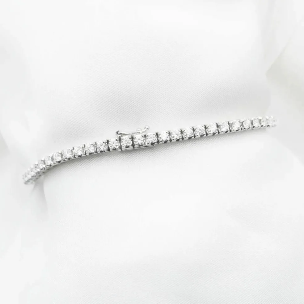 Bracelet tennis en or blanc 2,96 ct