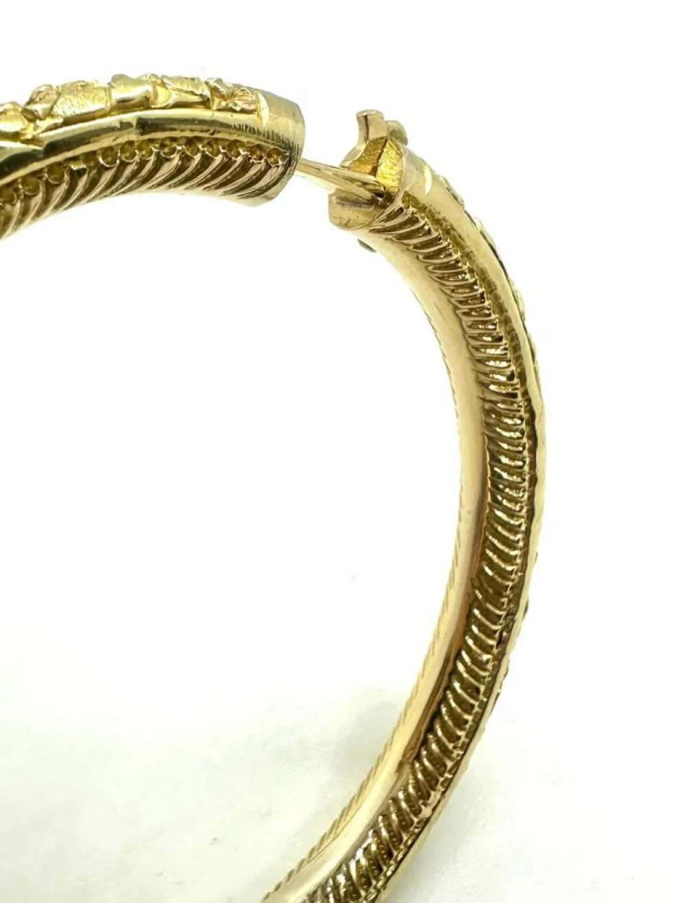 Bracelet vintage en or fabriqué à partir d'un tube creux, début des années 1900