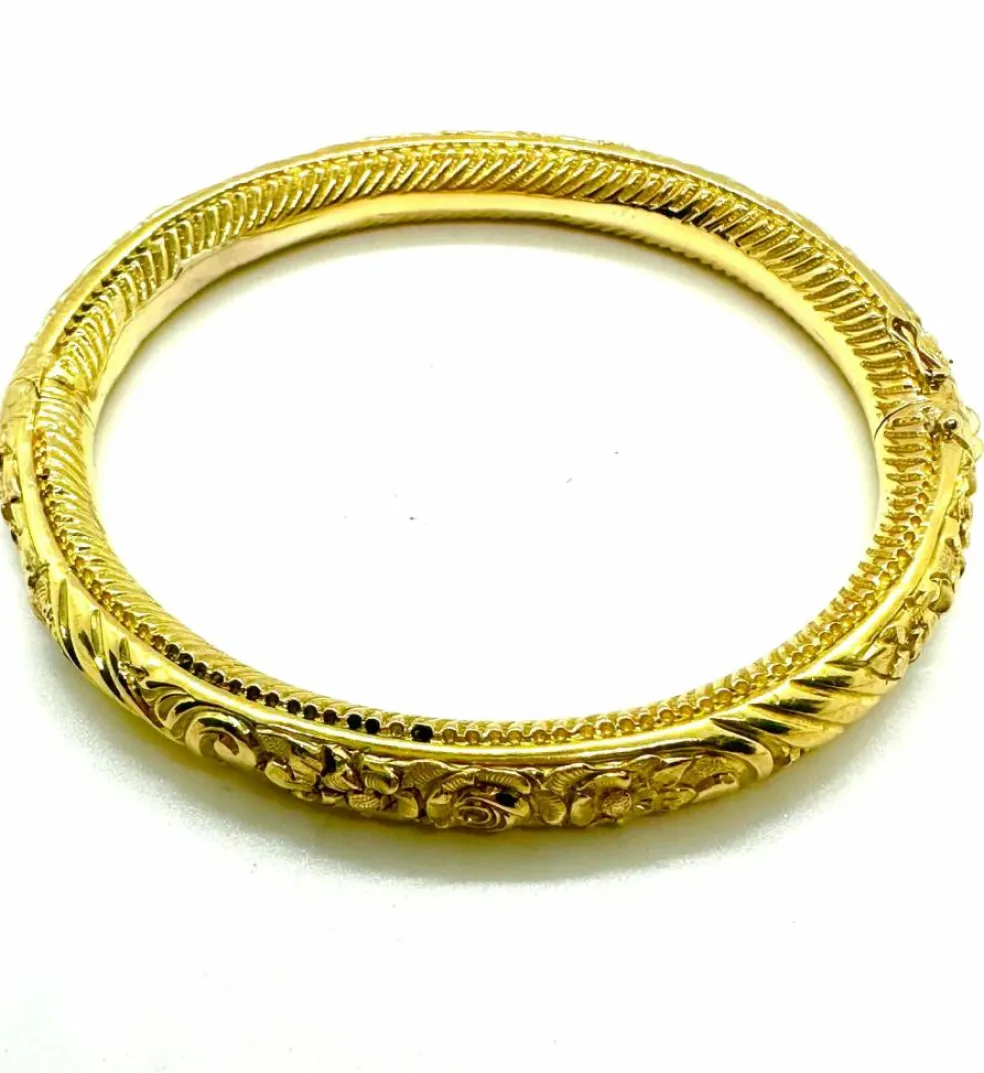 Bracelet vintage en or fabriqué à partir d'un tube creux, début des années 1900