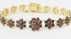Bracelet vintage en or jaune et grenat