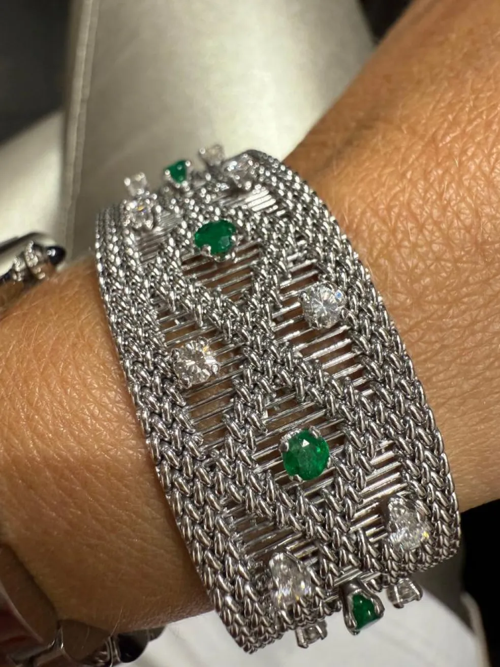 Bracelet vintage or blanc - Diamants et émeraudes
