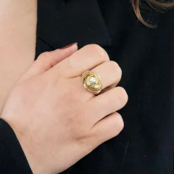 Brague rétro en or rose et diamant