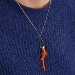 Branche/pendentif de corail