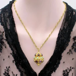 Breloque lanterne vintage extra large en or 18 carats de style étrusque avec pierres incrustées