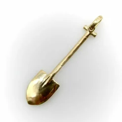 Breloque ou pendentif en forme de pelle en or jaune