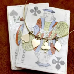 Breloque vintage en or jaune en forme de carte à jouer