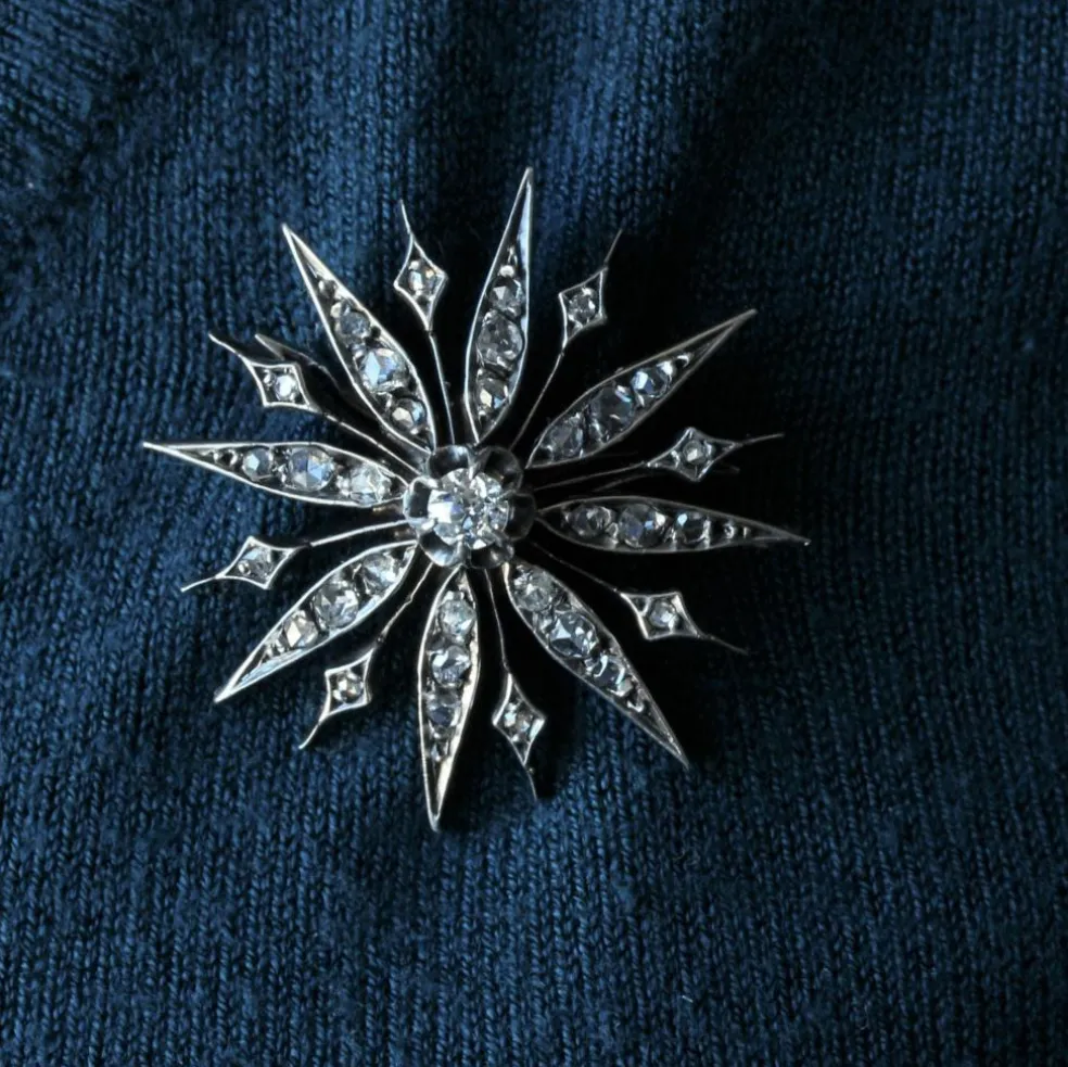 Broche ancienne flocon diamants