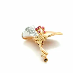Broche Ancienne or rose et platine rubis et diamants