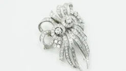 Broche Art déco double clips en or blanc et platine, diamants