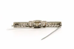 Broche Art Déco en or blanc 18 carats sertie de diamants 