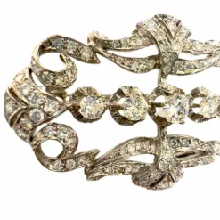 Broche Art Déco, époque 1930-1935, en or 18 carats avec diamants