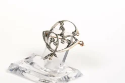 Broche Art Nouveau or jaune et blanc, diamants taille rose