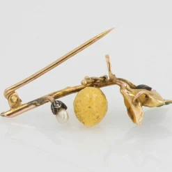 Broche branche de citronnier émail et perles fines