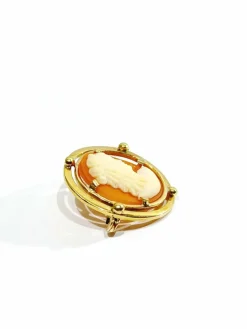 Broche camée coquillage