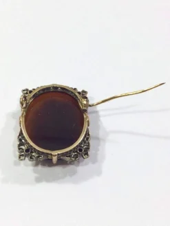Broche Camée Cornaline