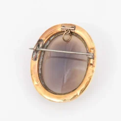 Broche Camée sur Agate, Profil Féminin à l'Antique