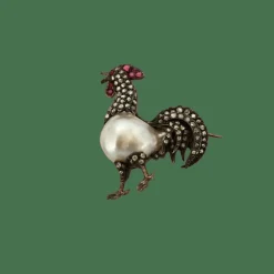 Broche Coq, diamants taille rose et rubis