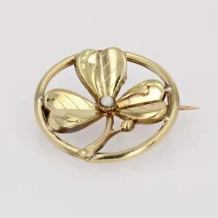 Broche de col or jaune trèfle perle