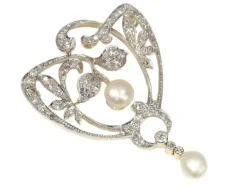 Broche diamant et perle