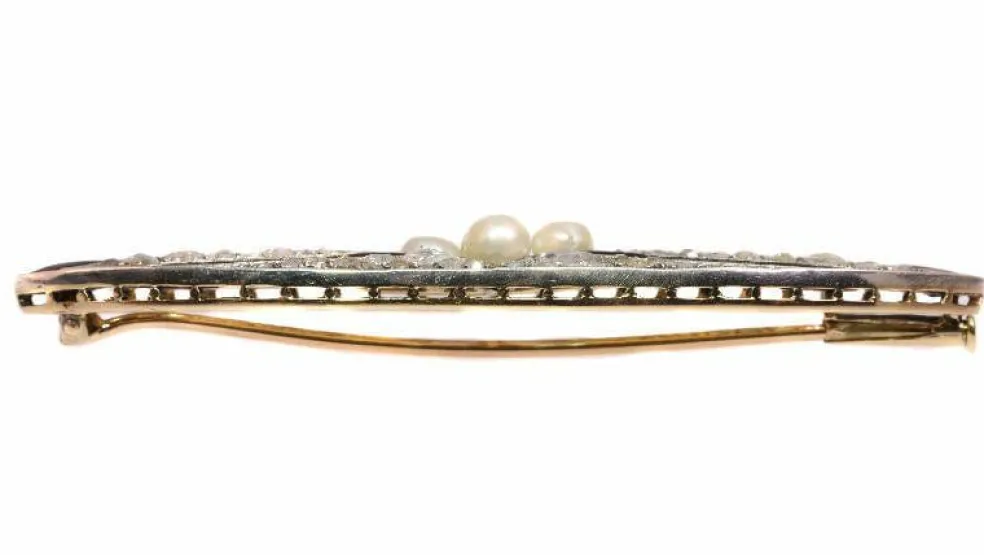 Broche diamant onyx et perle