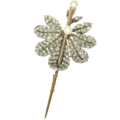 Broche diamant, perle