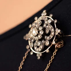 Broche diamants ancienne or rose et argent