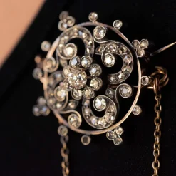 Broche diamants ancienne or rose et argent