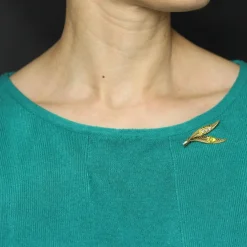 Broche double feuille en or
