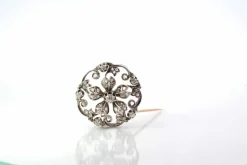 Broche 19e sertie de diamants or et argent