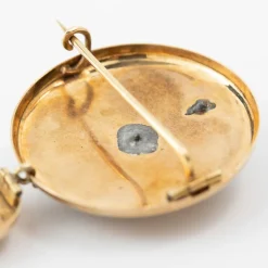 Broche en or 14 carats et émail