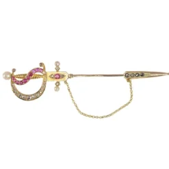 Broche en or et diamants