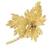 Broche en or feuille saphirs