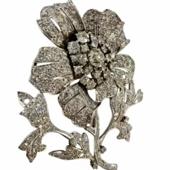 Broche en platine avec diamants de la période 1950-1945