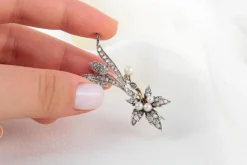 Broche Erable en Or, Diamants, et Perles Fines