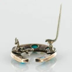 Broche fer à cheval turquoises perles fines diamants