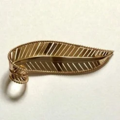 Broche feuille en Or jaune