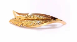 Broche feuille en or jaune