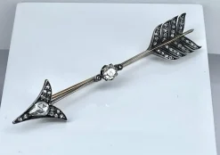 Broche flèche or jaune et argent, diamants poire et ronds, vers 1880