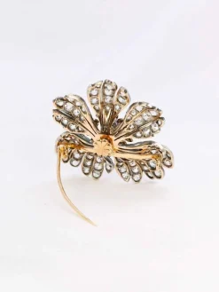 Broche fleur ancienne or argent diamants taille ancienne