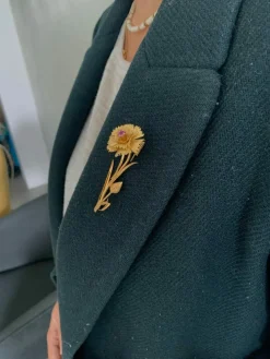 Broche Fleur En Or Et Saphir Rose