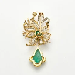 Broche florale Emeraudes Diamants