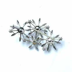 Broche
